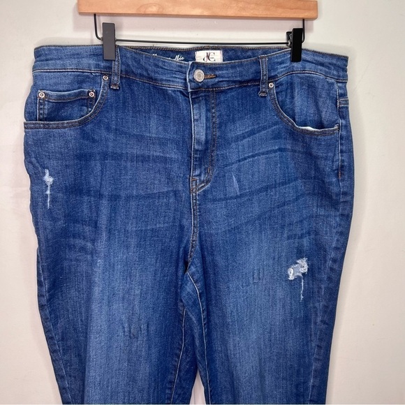 𝅺Pennington’s Slightly Curvy Straight Leg  Jeans Size 18 - Picture 3 of 11